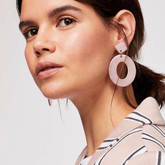 Jewelry - 'Havana' Peach Tortoise Shell Acrylic Earrings